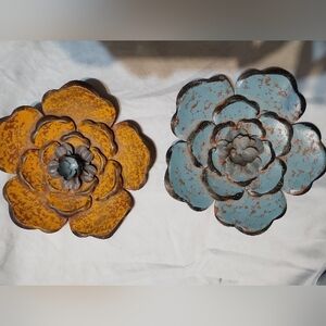 Metal flowers wall decor